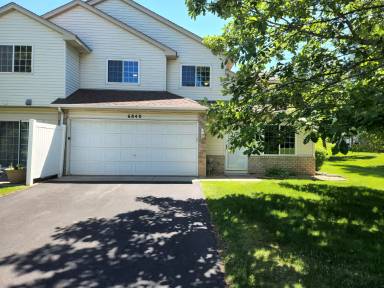 Main picture of 6877 Benton Way