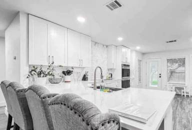 Main picture of 902 Lodosa Dr