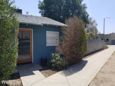 Main picture of 3206 Silver Lake Blvd