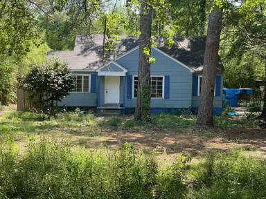 Main picture of 267 Woody Dr