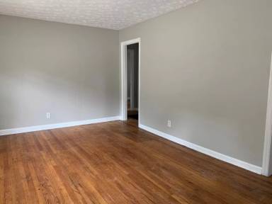 Main picture of 1924 Taylor Ave