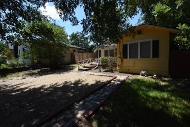 Main picture of 9015 San Leandro Dr