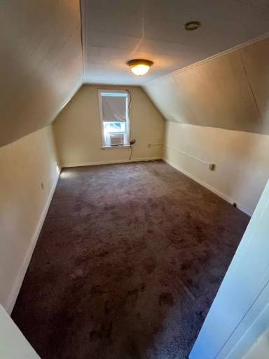 Main picture of 19 Bradley St