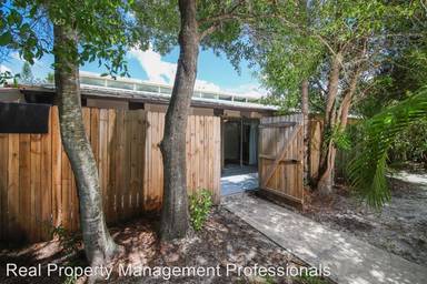 Main picture of 500 N Jefferson Ave