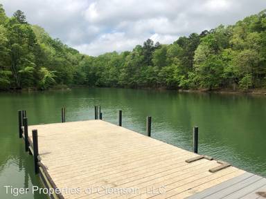 Main picture of 211 Harts Cove Way