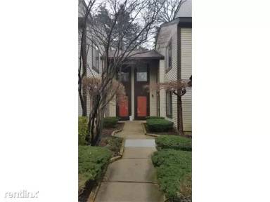 Main picture of 24333 Evergreen Rd