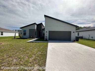 Main picture of 207 Begonia Ln