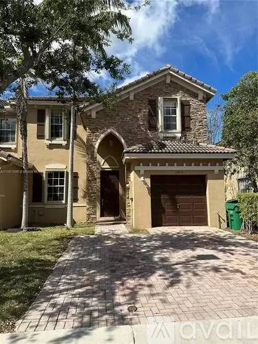 Main picture of 15315 SW 9th Way