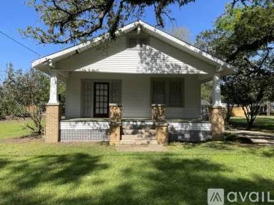 Main picture of 5469 Highland Rd