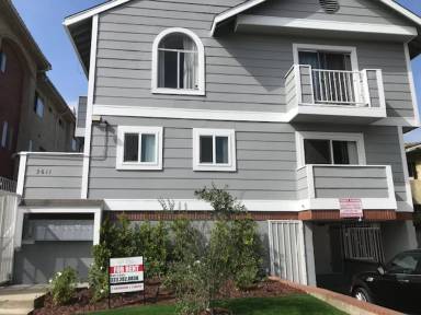 Main picture of 3611 S Centinela Ave