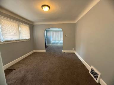 Main picture of 13684 Wadsworth St