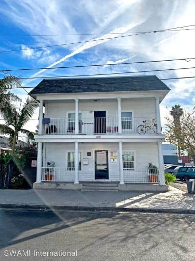 Main picture of 126 W D St