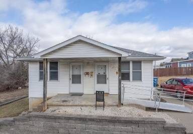 Main picture of 1122 Jefferson St