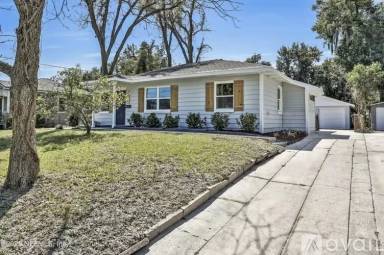 Main picture of 5326 Palmer Ave