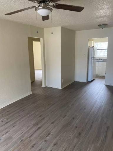 Main picture of 1802 Alamo Ave