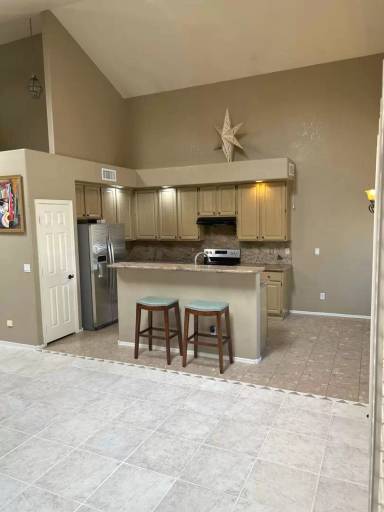 Main picture of 9268 E Dreyfus Pl
