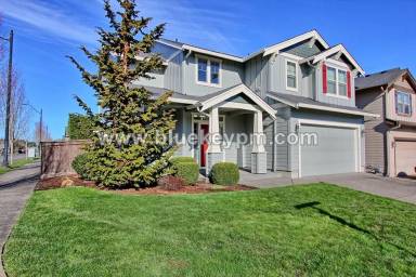 Main picture of 251 N Green Gables Loop