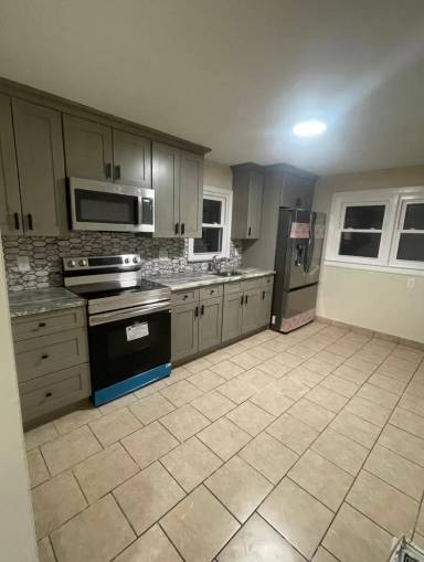 Main picture of 350 4th St