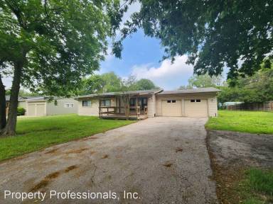 Main picture of 2100 Terminal Loop Rd