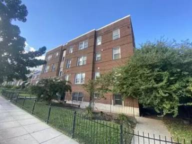 Main picture of 1380 Bryant St NE