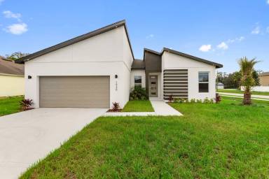 Main picture of 1930 Drum Dr