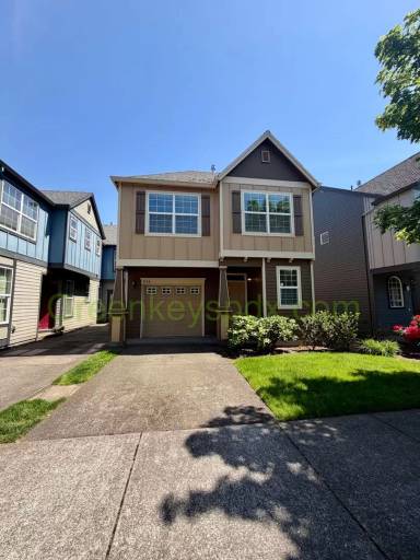 Main picture of 936 SE Elina Ave