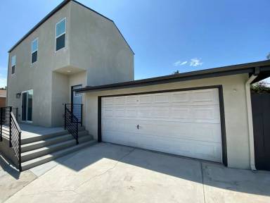 Main picture of 5318 E Falls View Dr