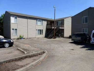 Main picture of 644 SW 7th St