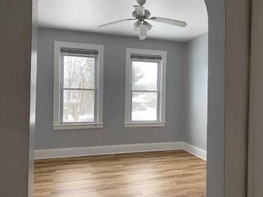 Main picture of 322 Woodlawn Rd