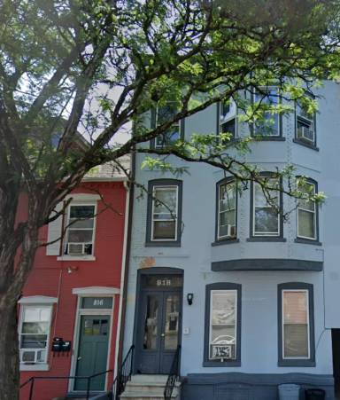 Main picture of 818 W Walnut St