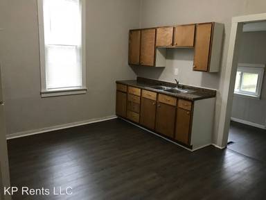 Main picture of 712 Taylor Ave