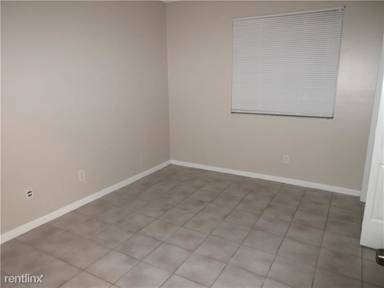 Main picture of 4067 NW 114th Ave