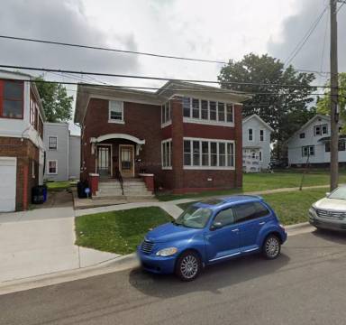 Main picture of 1421 Crosby St