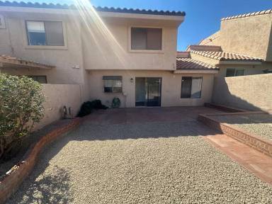 Main picture of 312 E Larkspur Ln