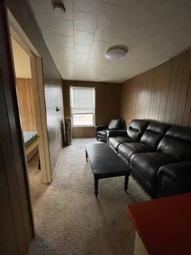 Main picture of 7150 N Lucas St