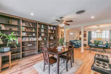 Main picture of 7013 Meadowbrook Dr