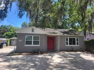 Main picture of 1714 E Kaley Ave