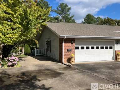 Main picture of 151 Henry Sledd Rd