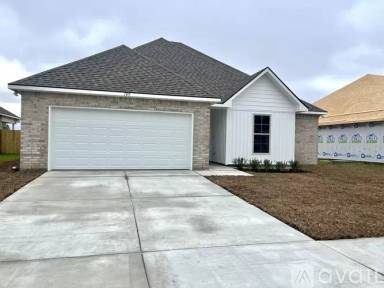 Main picture of 109 Nandina Dr