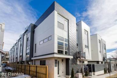 Main picture of 3020 Zuni St
