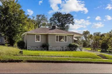 Main picture of 2301 27th St W