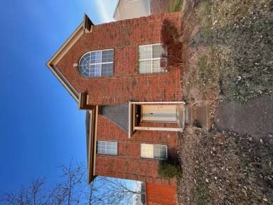 Main picture of 765 Breeze Way