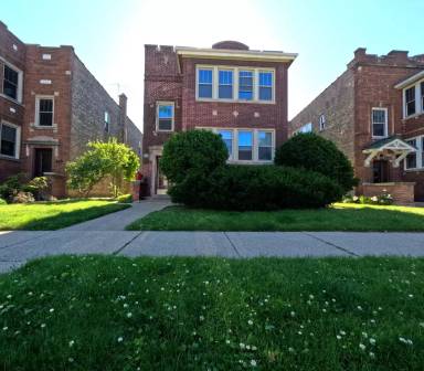Main picture of 627 Elgin Ave