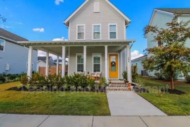 Main picture of 286 Great Lawn Dr