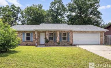 Main picture of 8017 Charter Oaks Dr