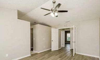 Main picture of 7918 Wildcat Run Ln