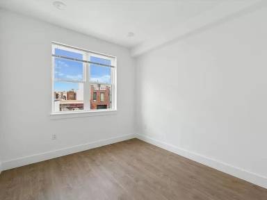 Main picture of 2520 N Front St