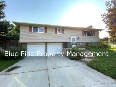 Main picture of 896 Lucille Ave