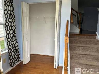 Main picture of 325 Glenn Rose Cir