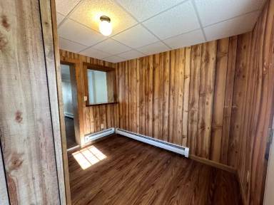 Main picture of 64 Nason St